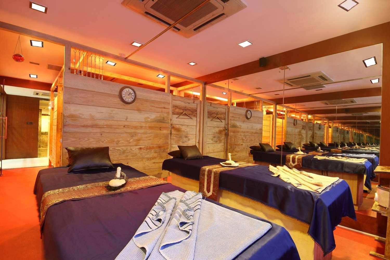 Fortune Select Jp Cosmos, Bengaluru - Member Itc Hotels' Group Exterior foto